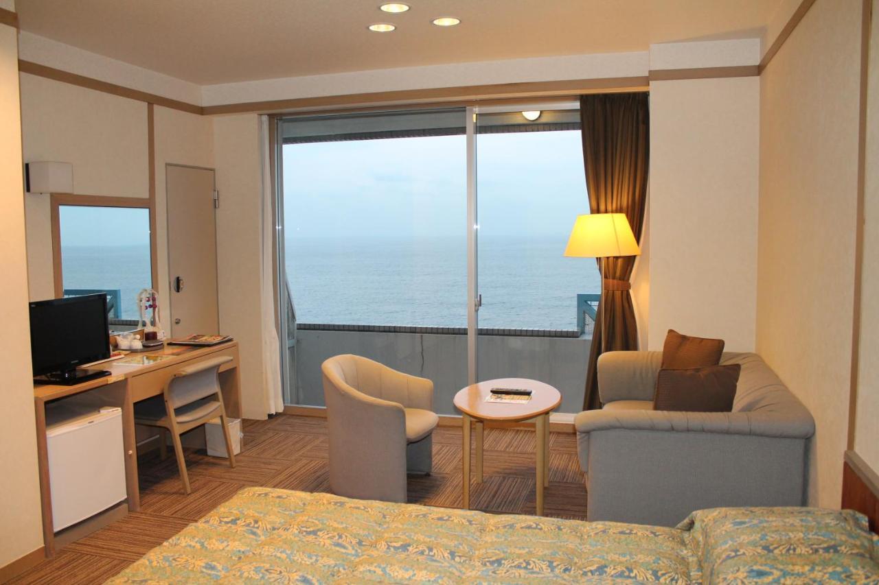 The Gran Resort Elegante Izu Хигашиизу Екстериор снимка