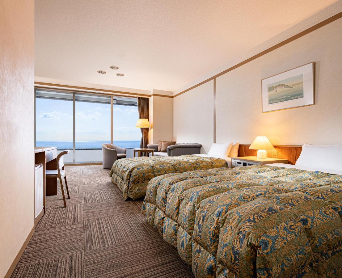 The Gran Resort Elegante Izu Хигашиизу Екстериор снимка