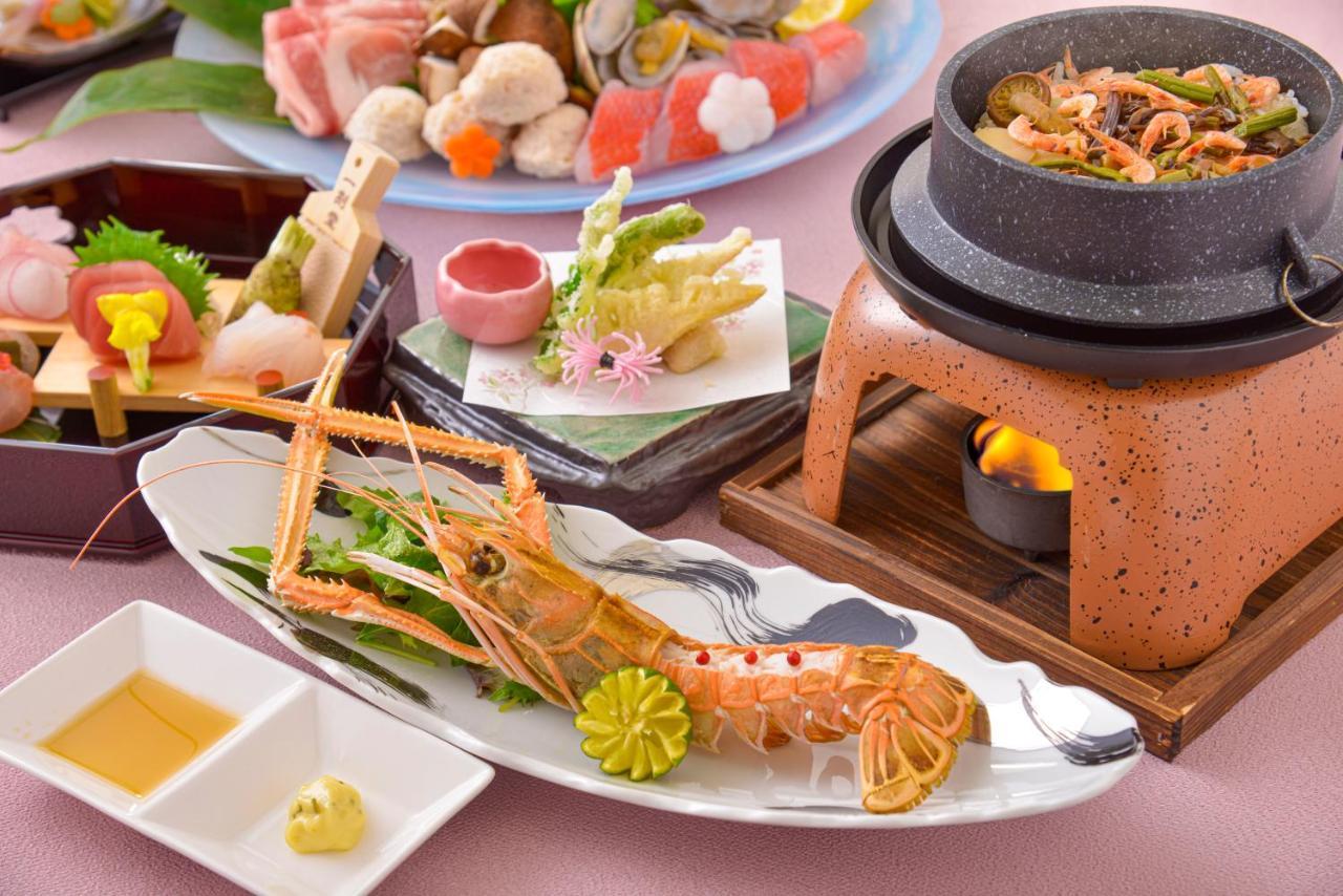 The Gran Resort Elegante Izu Хигашиизу Екстериор снимка
